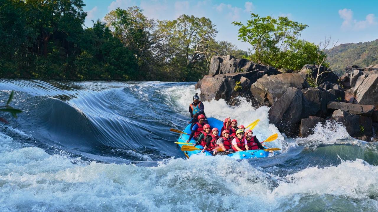 Whistling Woodzs Resort Данделі Екстер'єр фото